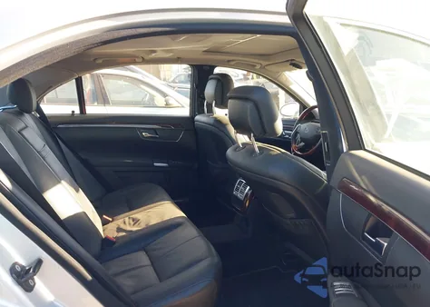 2007 Mercedes-Benz S 550 from USA, damaged, VIN WDDNG71X67A097799